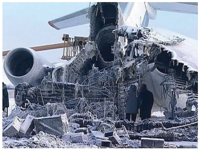 Авиакатастрофа черный. Катастрофа ту-154 в Сургуте. Ту-154 Когалымавиа. Авиакатастрофа 1995 Хабаровск. Пожар ту 154 в Сургуте.